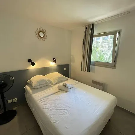 Le 161 * Cannes